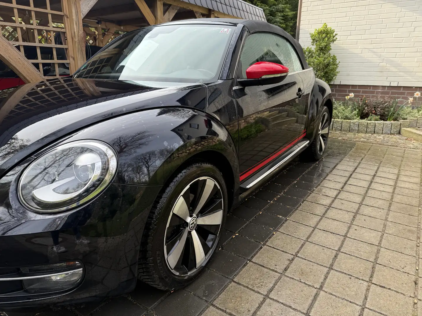 Volkswagen Beetle The Cabriolet 2.0 TDI DSG BlueMotion Techn. Club - 2