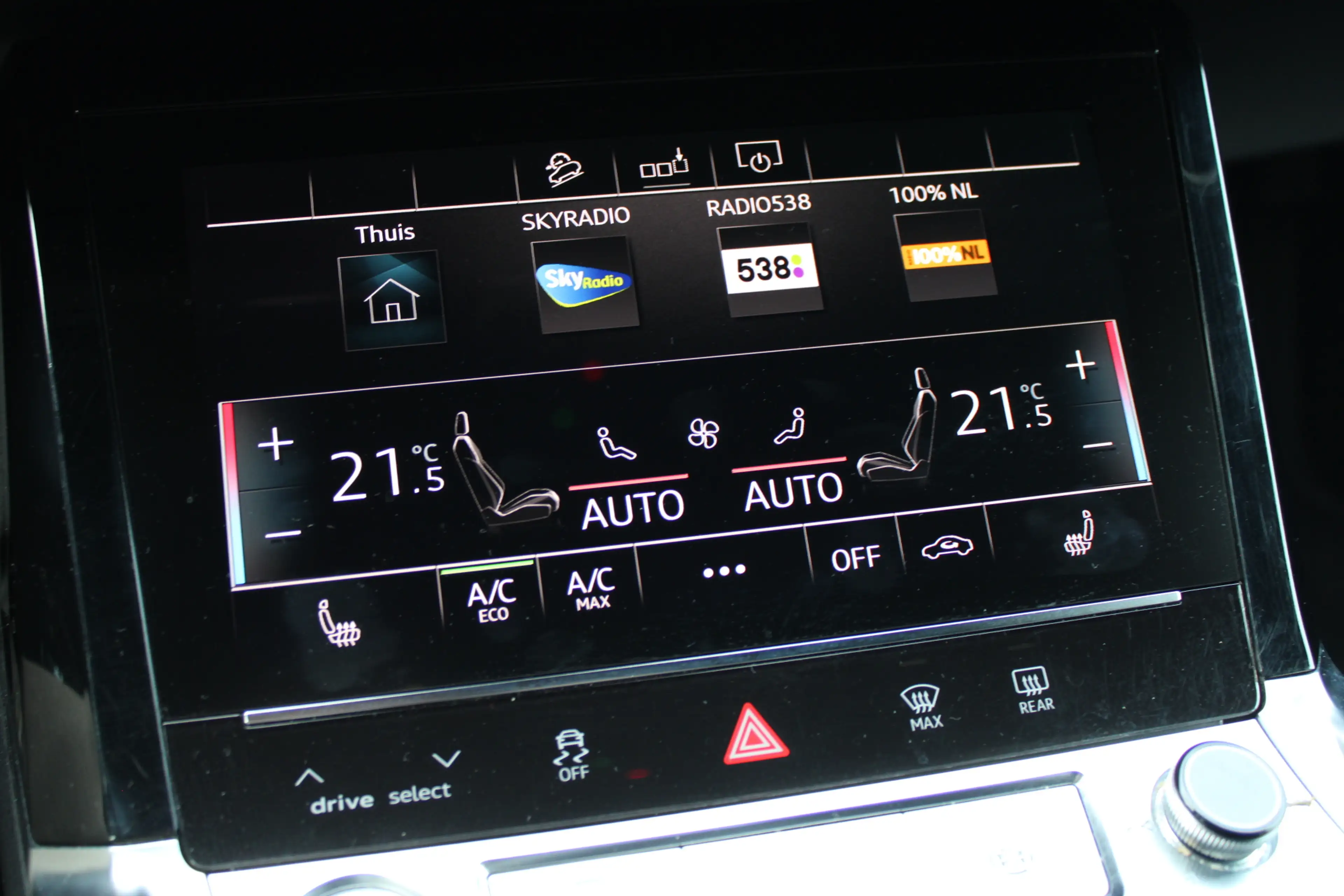 Audi e-tron e-tron 50 quattro 71 kWh S-Line Panoramadak Adapti — photo 14