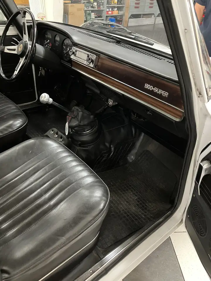 Alfa Romeo Giulia 1300 Super, foto 8