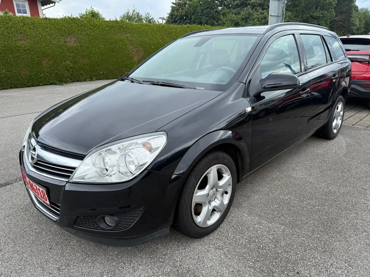 Opel Astra Edition Schwarz - 1