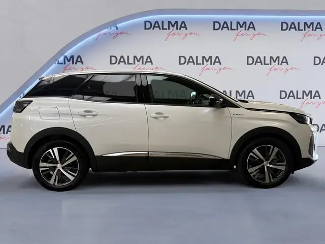 Peugeot 3008 view 6