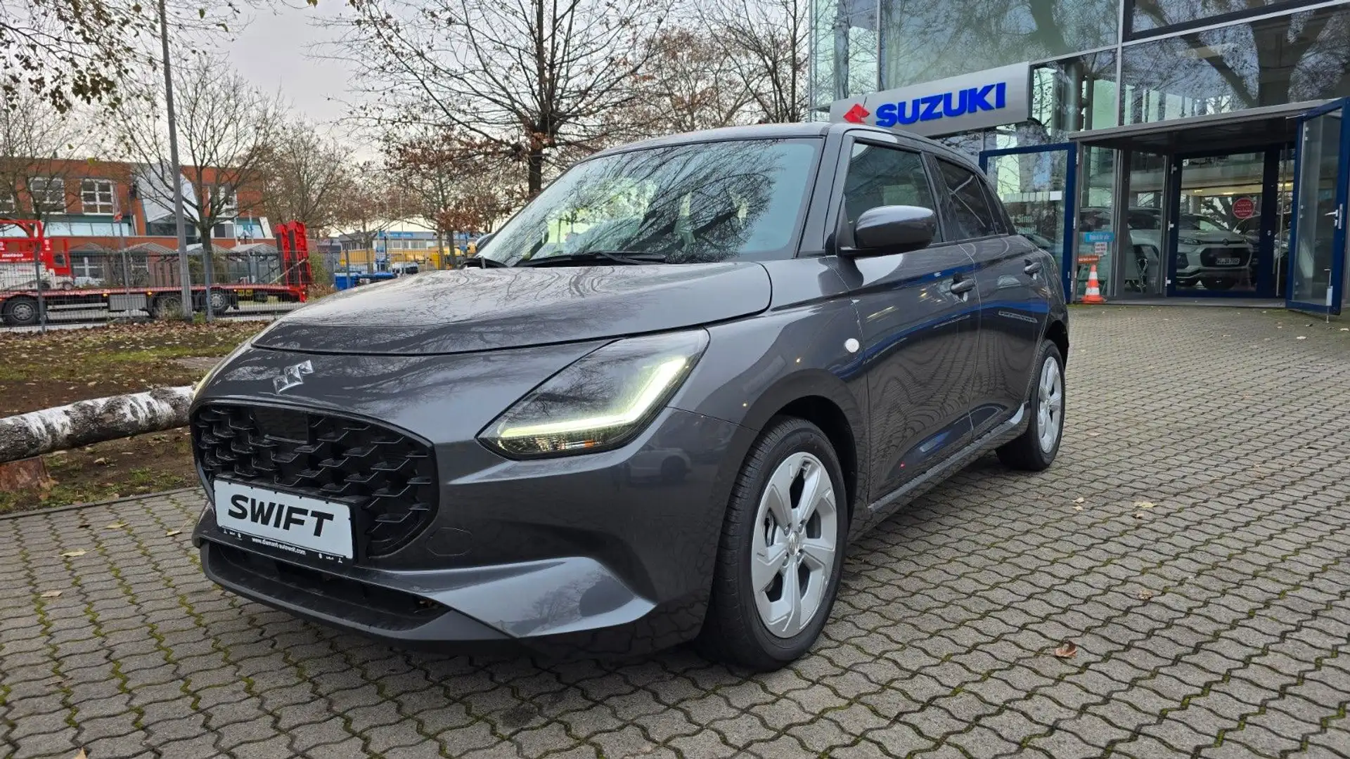 Suzuki Swift 1.2 Comfort Hybrid CVT Grigio - 1