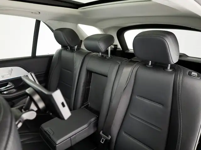 Mercedes-Benz GLE view 11