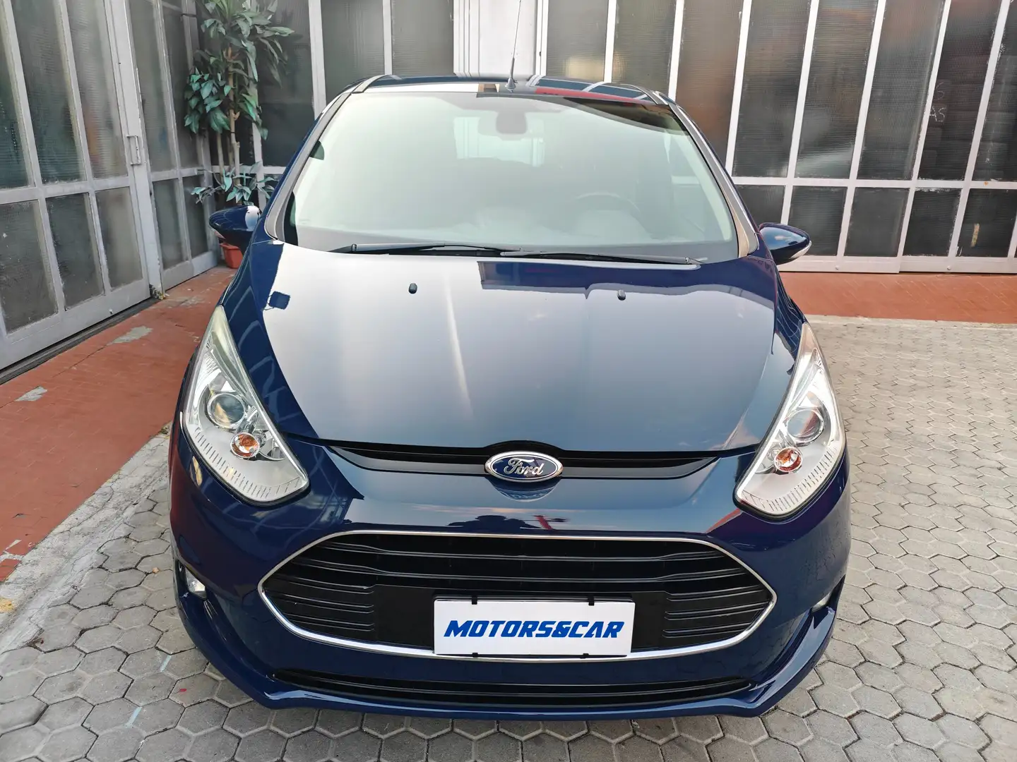 Ford B-Max GPL B-Max 1.4 Titanium Business 86cv Azul - 2