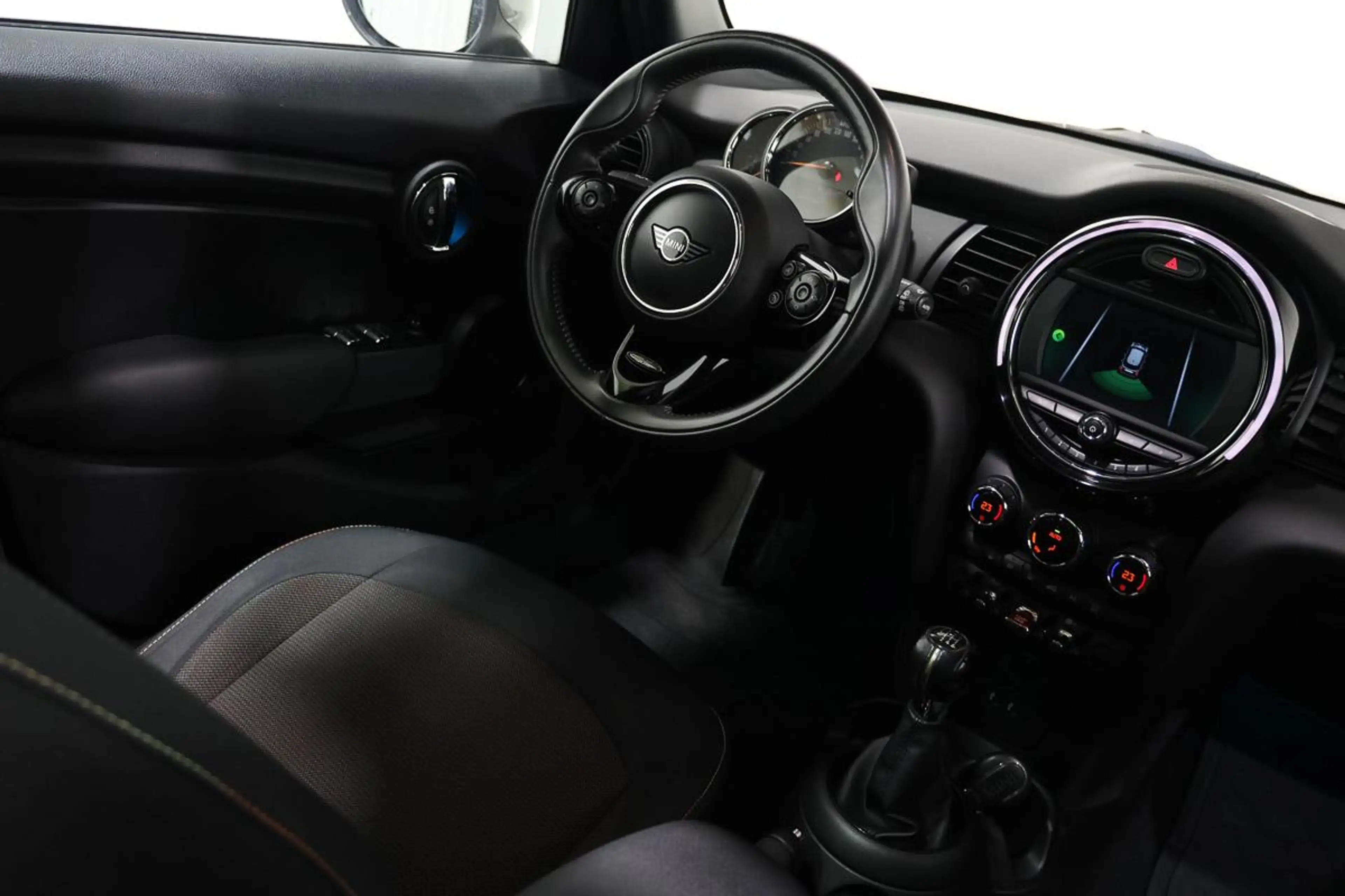 MINI One D  LED - PANO - GPS - JA — photo 13