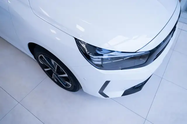 Opel Corsa view 14