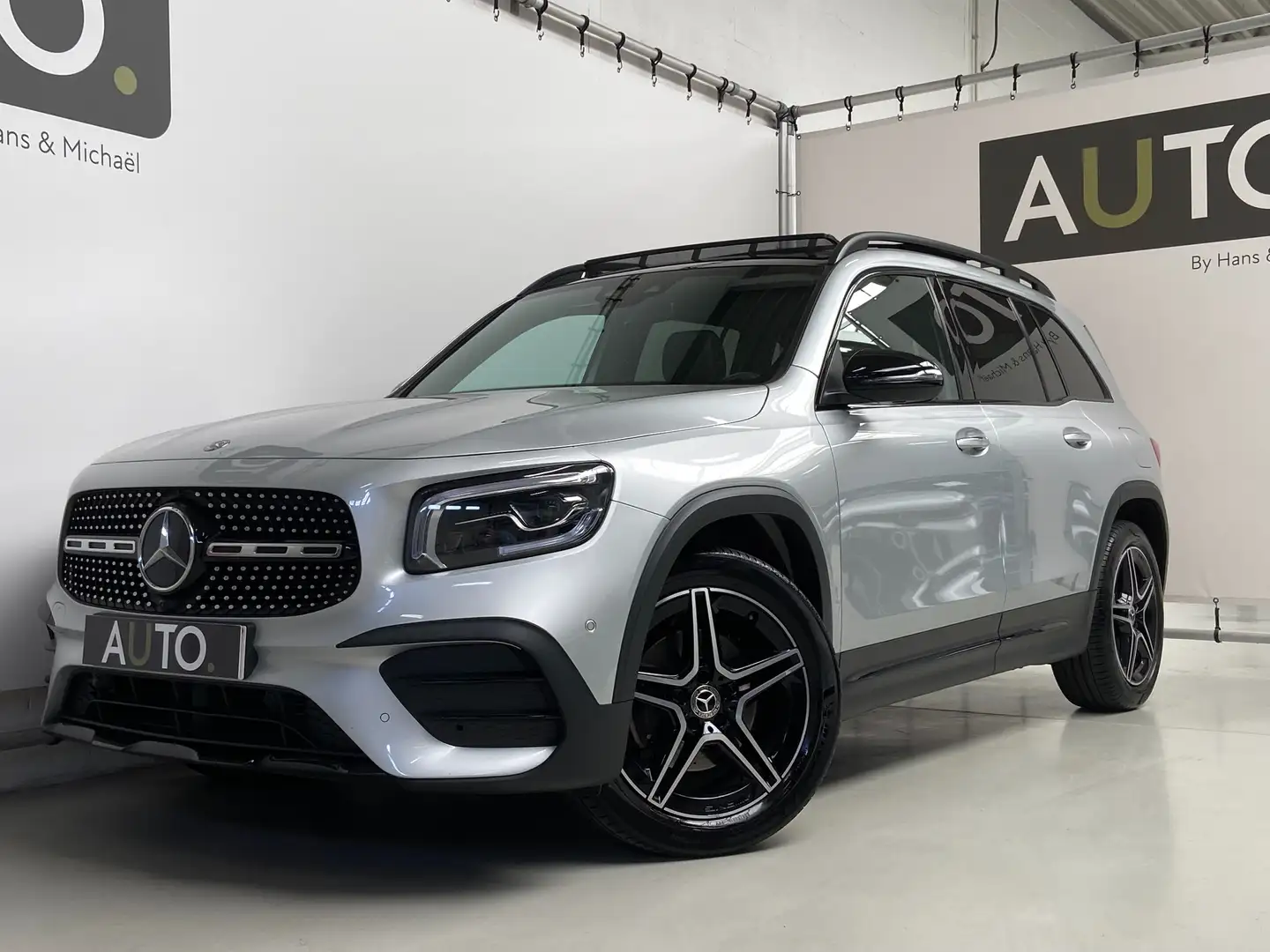 Mercedes-Benz GLB 200 GLB 200 AMG*PANO*LED*BTW*1E EIG*BURMESTER* Argent - 2