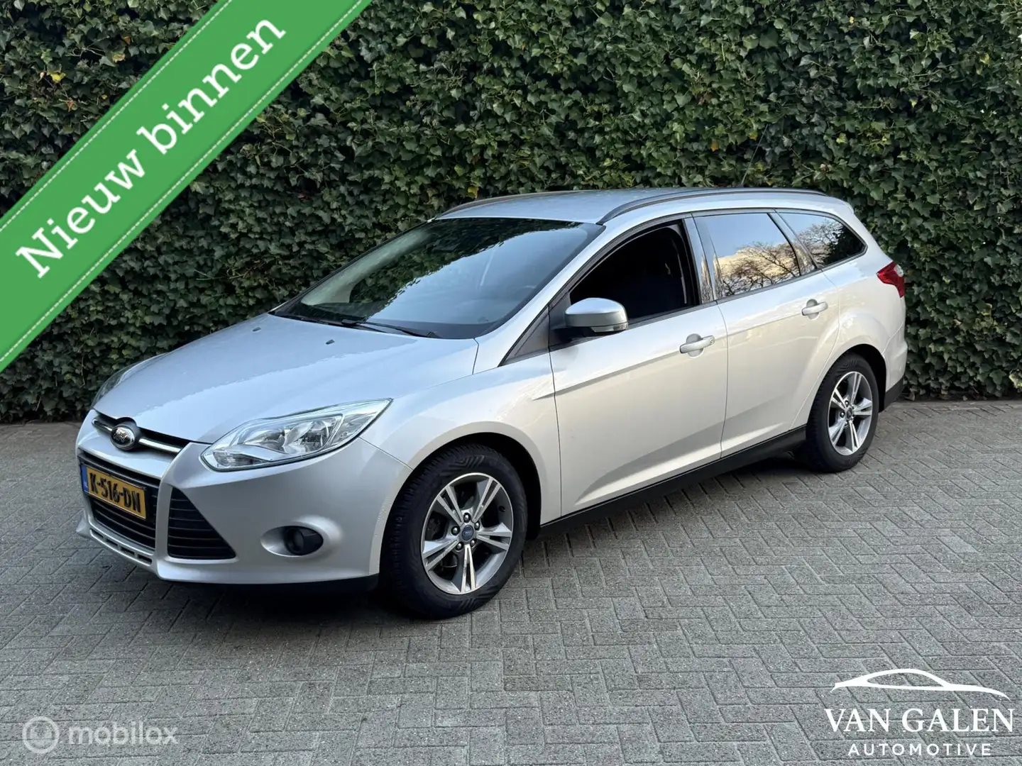 Ford Focus Wagon 1.0 Ecoboost Airco|Trekhaak|Stoelverwarming Grijs - 1