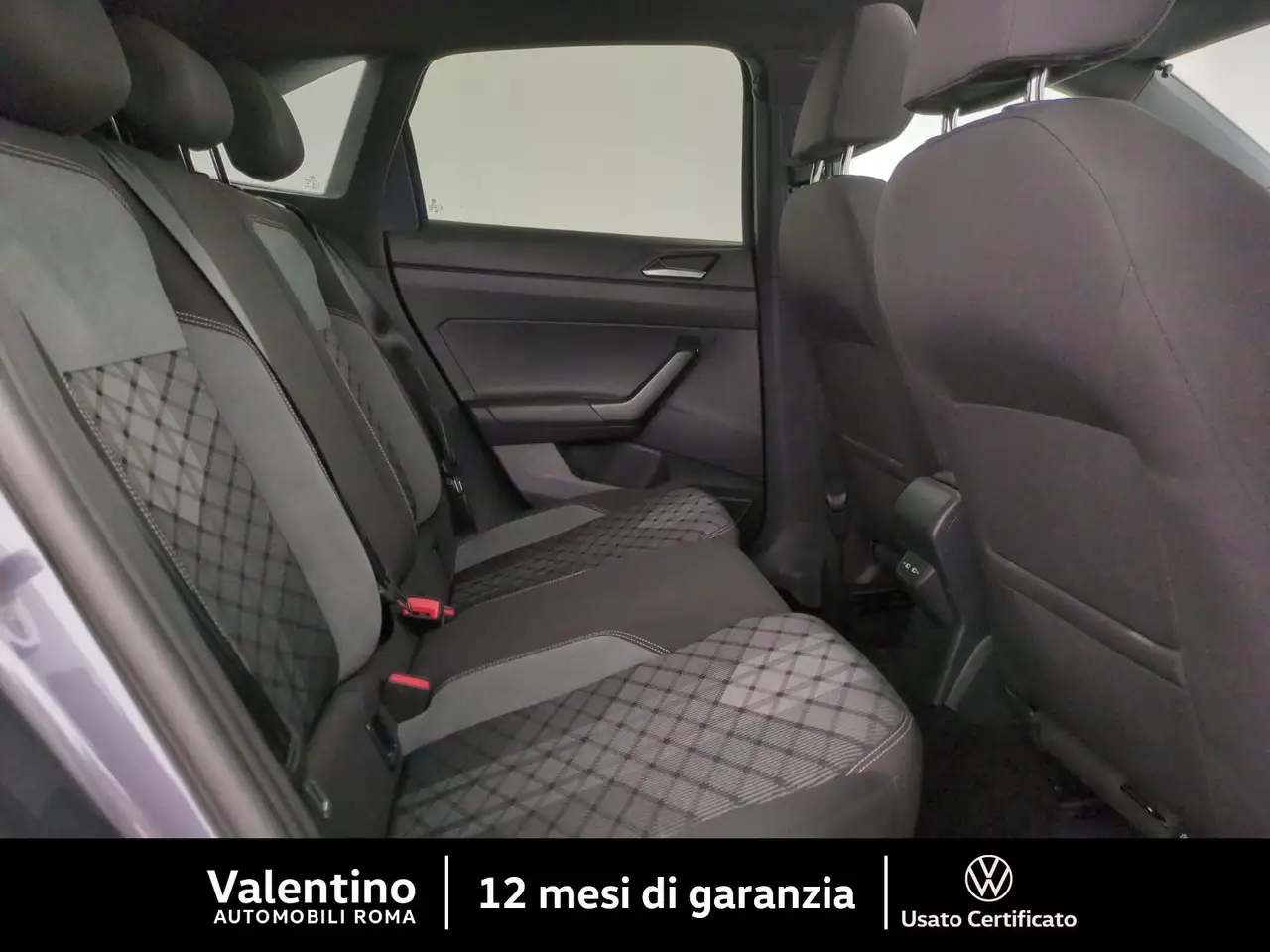 Volkswagen Taigo 1.5 TSI DSG R-LINE ACT 12