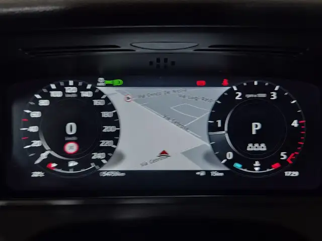 Land Rover Range Rover Velar view 14