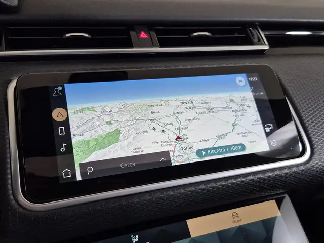 Land Rover Range Rover Velar view 12