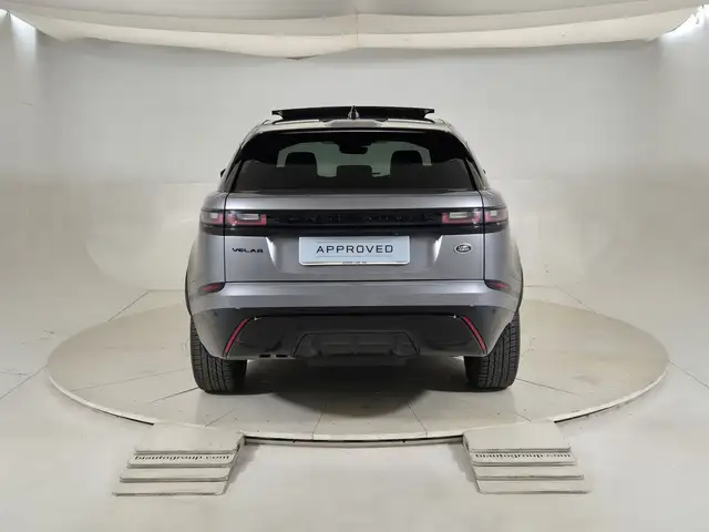 Land Rover Range Rover Velar view 7