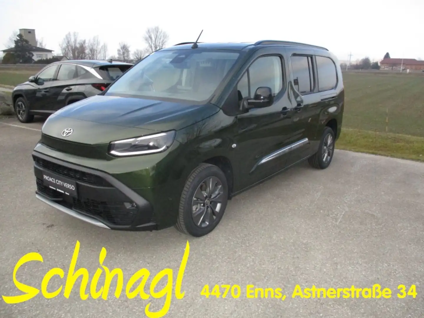 Toyota Proace City Verso Grün - 1