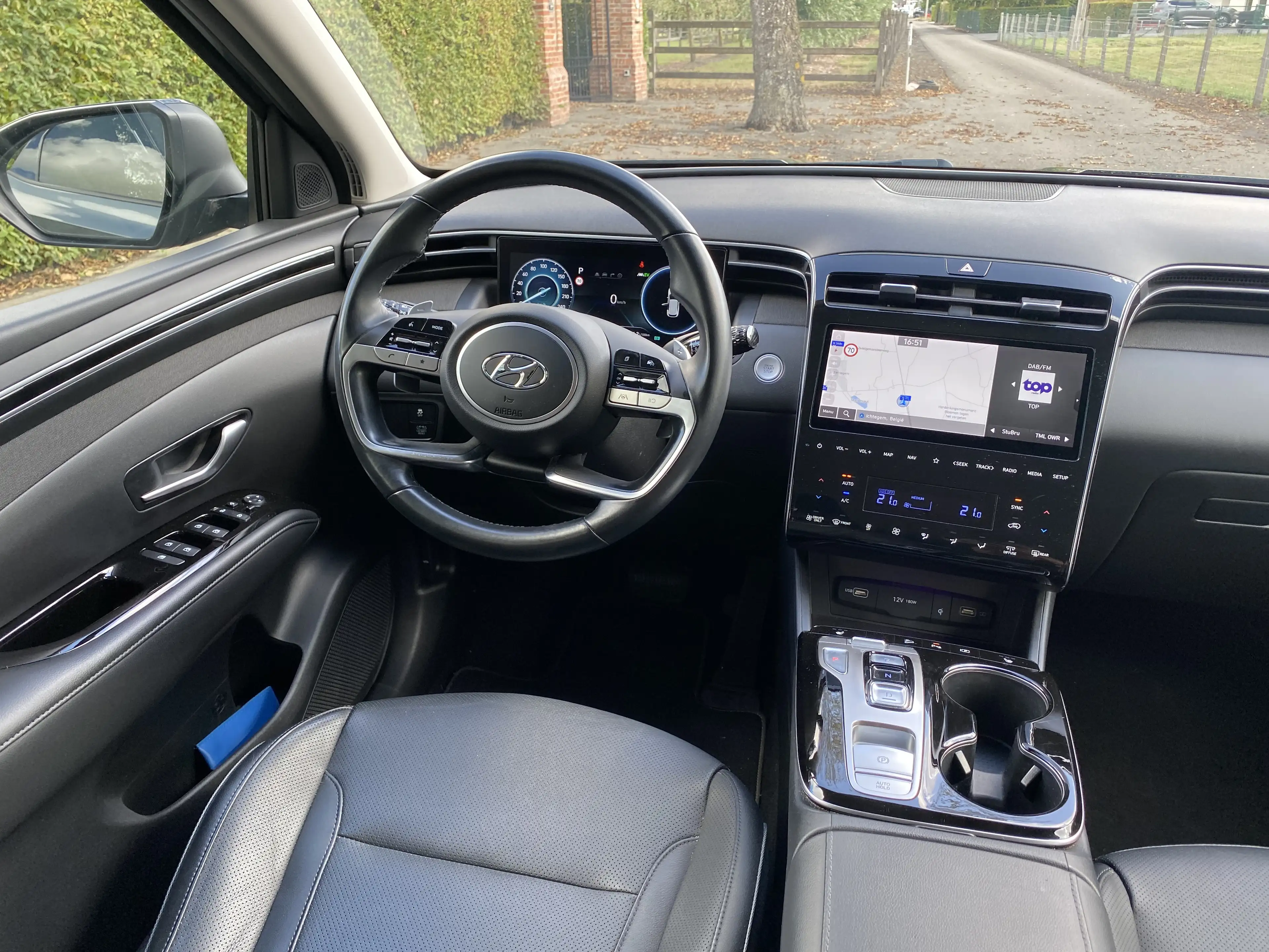 Hyundai TUCSON Feel Comfort HEV — photo 18