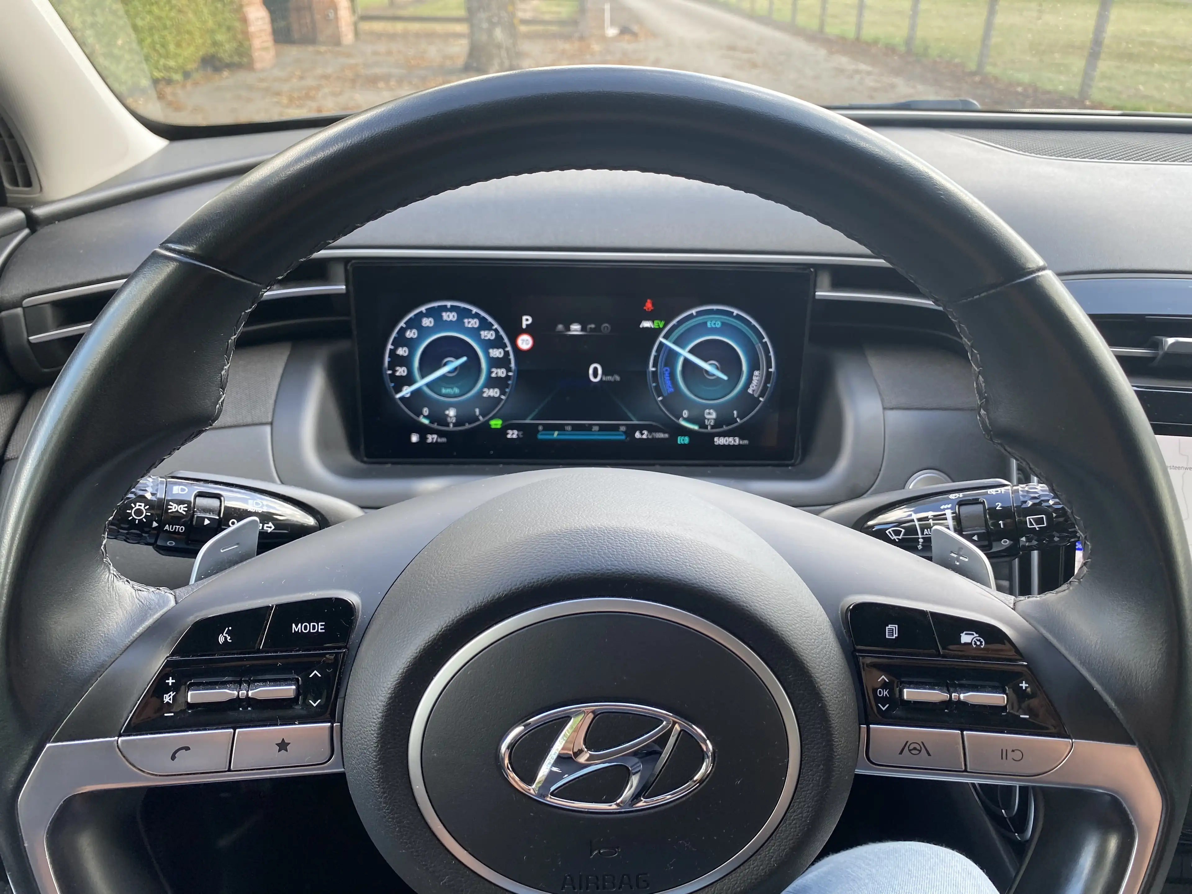 Hyundai TUCSON Feel Comfort HEV — photo 21