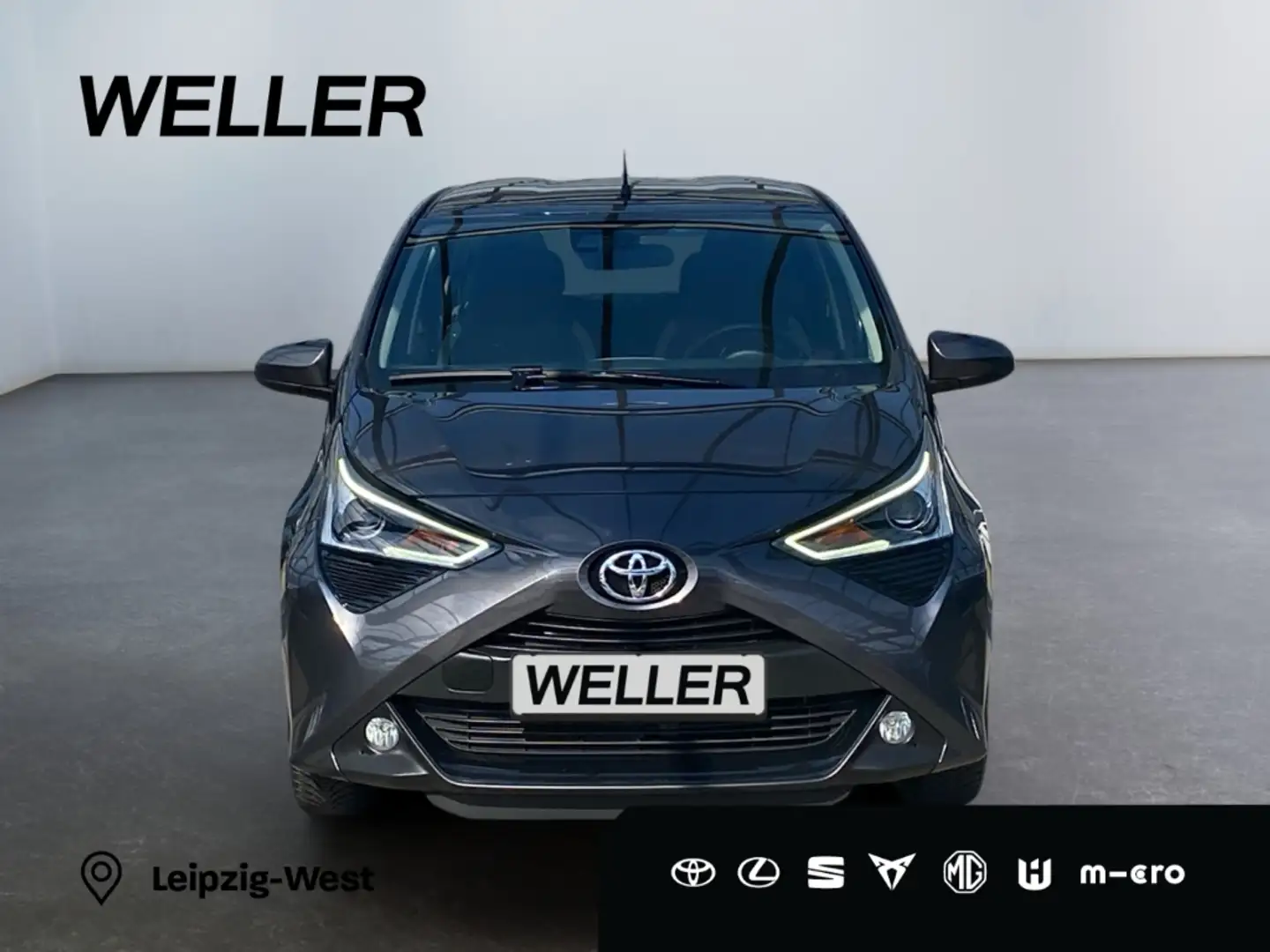 Toyota Aygo x-play Team D *Kamera*CarPlay*DAB*Klima*BT* Grau - 2