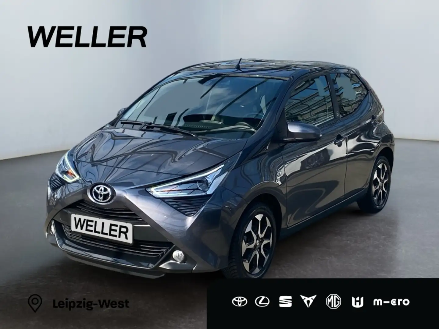 Toyota Aygo x-play Team D *Kamera*CarPlay*DAB*Klima*BT* Grau - 1