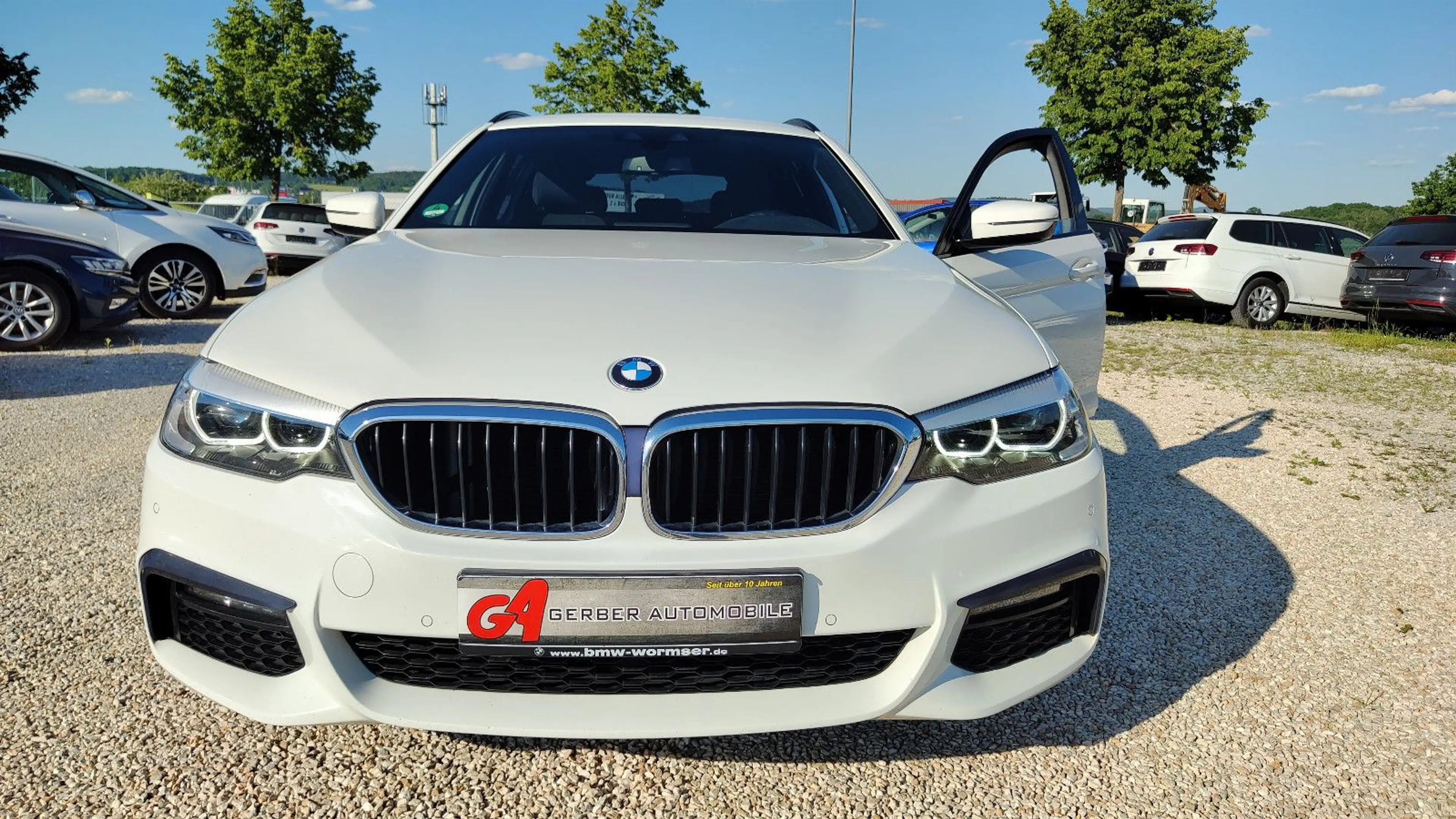 BMW 520 d Touring M Paket LED*Navi*Kamera*Alcantara* — photo 19
