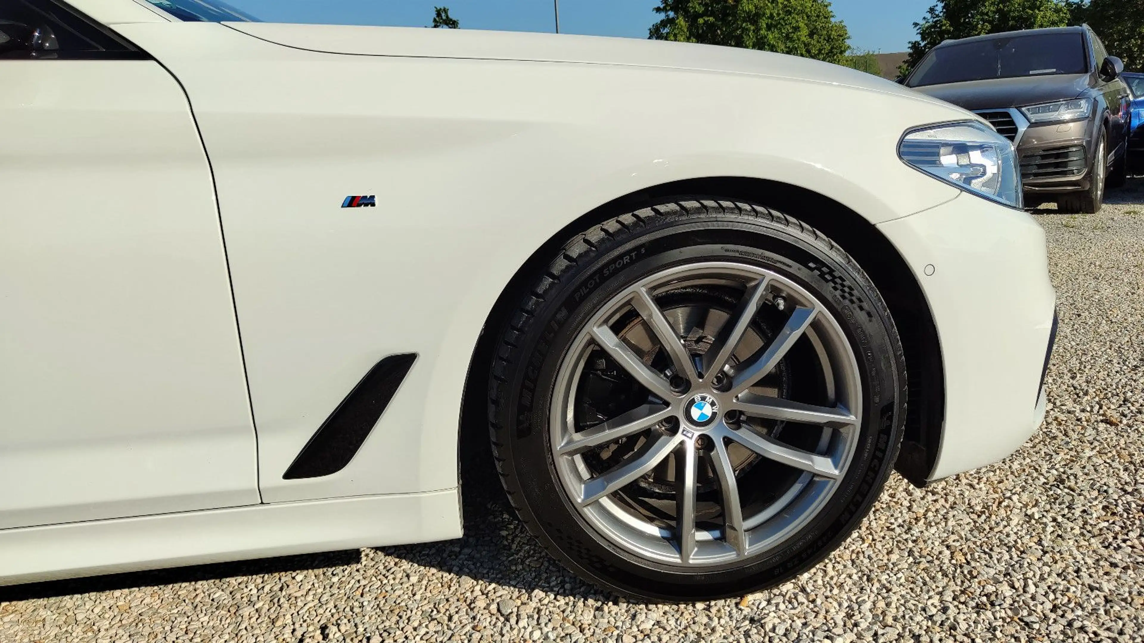 BMW 520 d Touring M Paket LED*Navi*Kamera*Alcantara* — photo 15