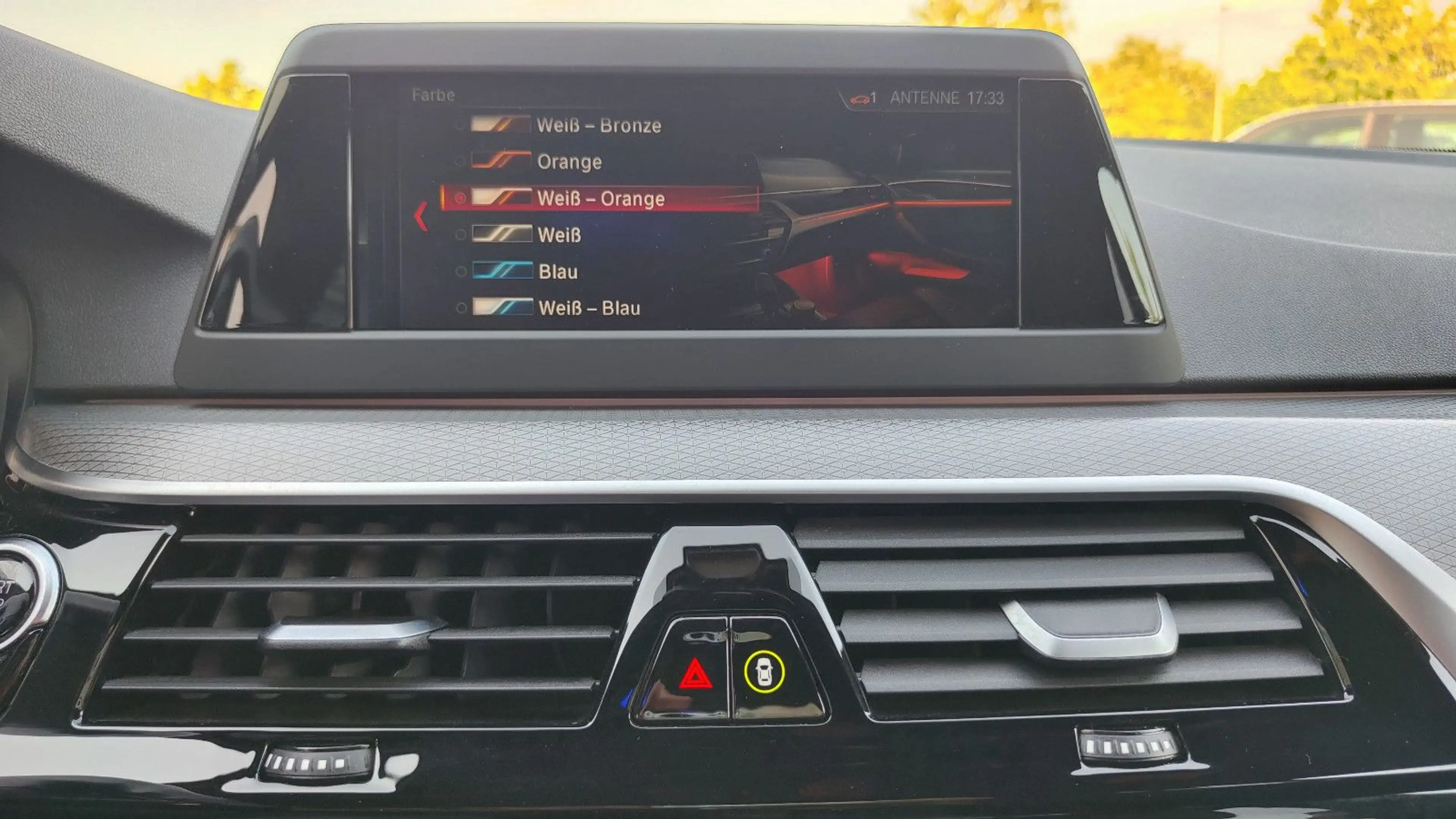 BMW 520 d Touring M Paket LED*Navi*Kamera*Alcantara* — photo 34