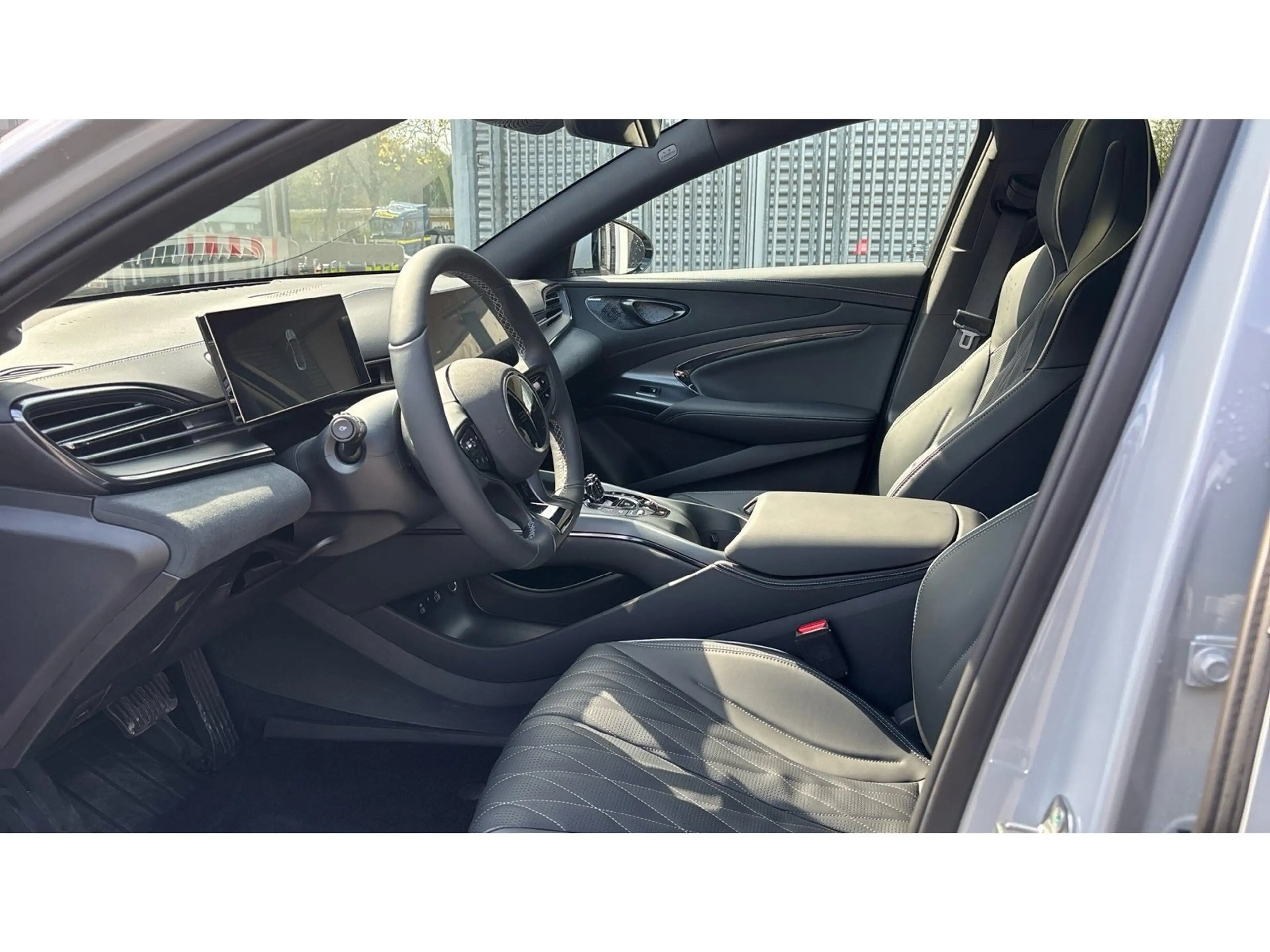 BYD Seal Design Panorama 360°-Kamera Keyless LED — photo 9