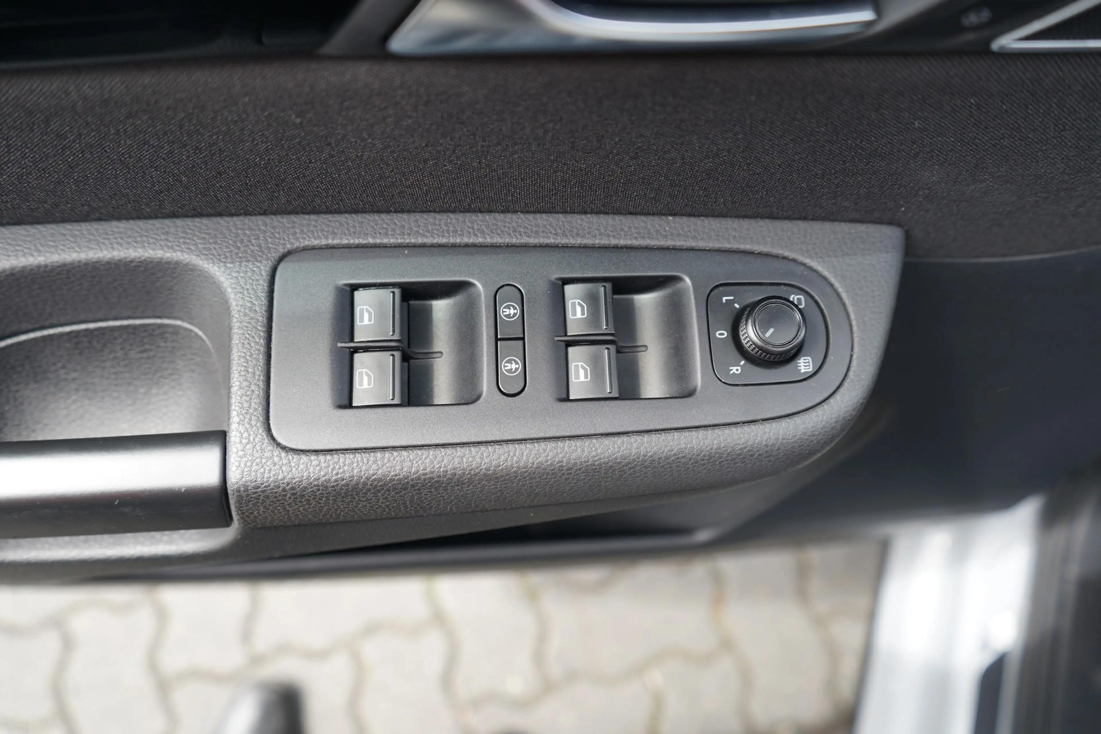 Volkswagen Sharan 1.4 TSI DSG Sound Bi-Xenon Standheizung ACC — photo 20