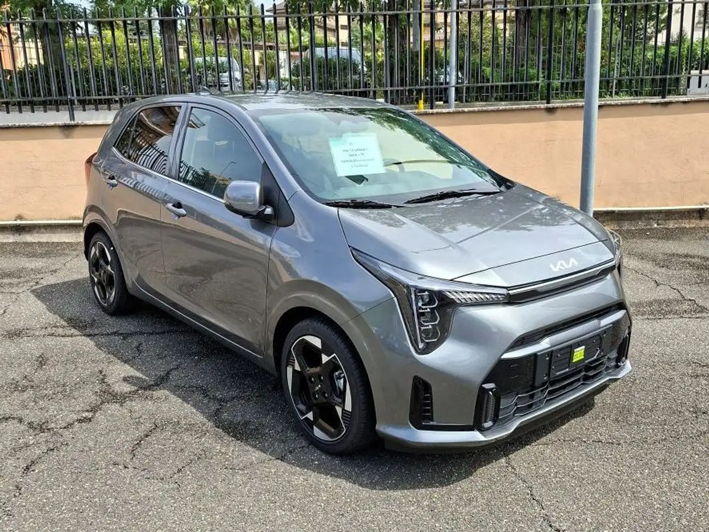 Kia Picanto Picanto III 2024 1.0 mpi Urban + pack +tt Grigio - 2