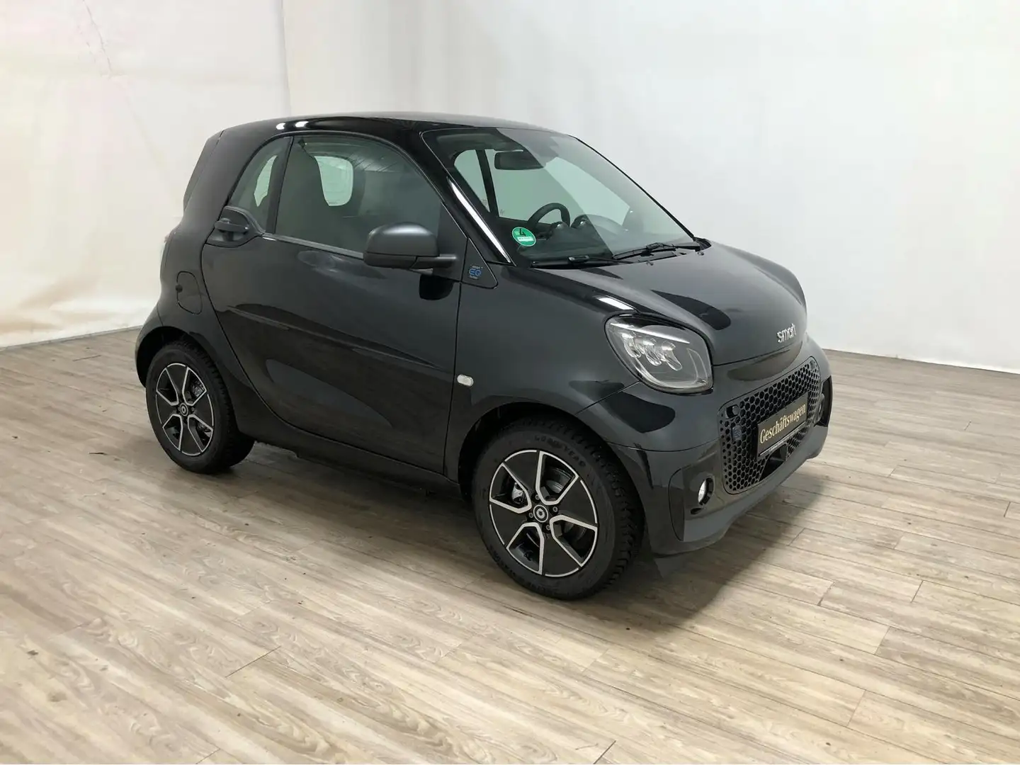 smart forTwo fortwo EQ passion Exclusive*Kamera*Pano*22kW*DAB Schwarz - 2