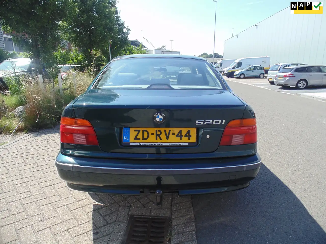 BMW 520 5-serie 520i Executive sedan AUTOMAAT MET AIRCO TR, foto 1