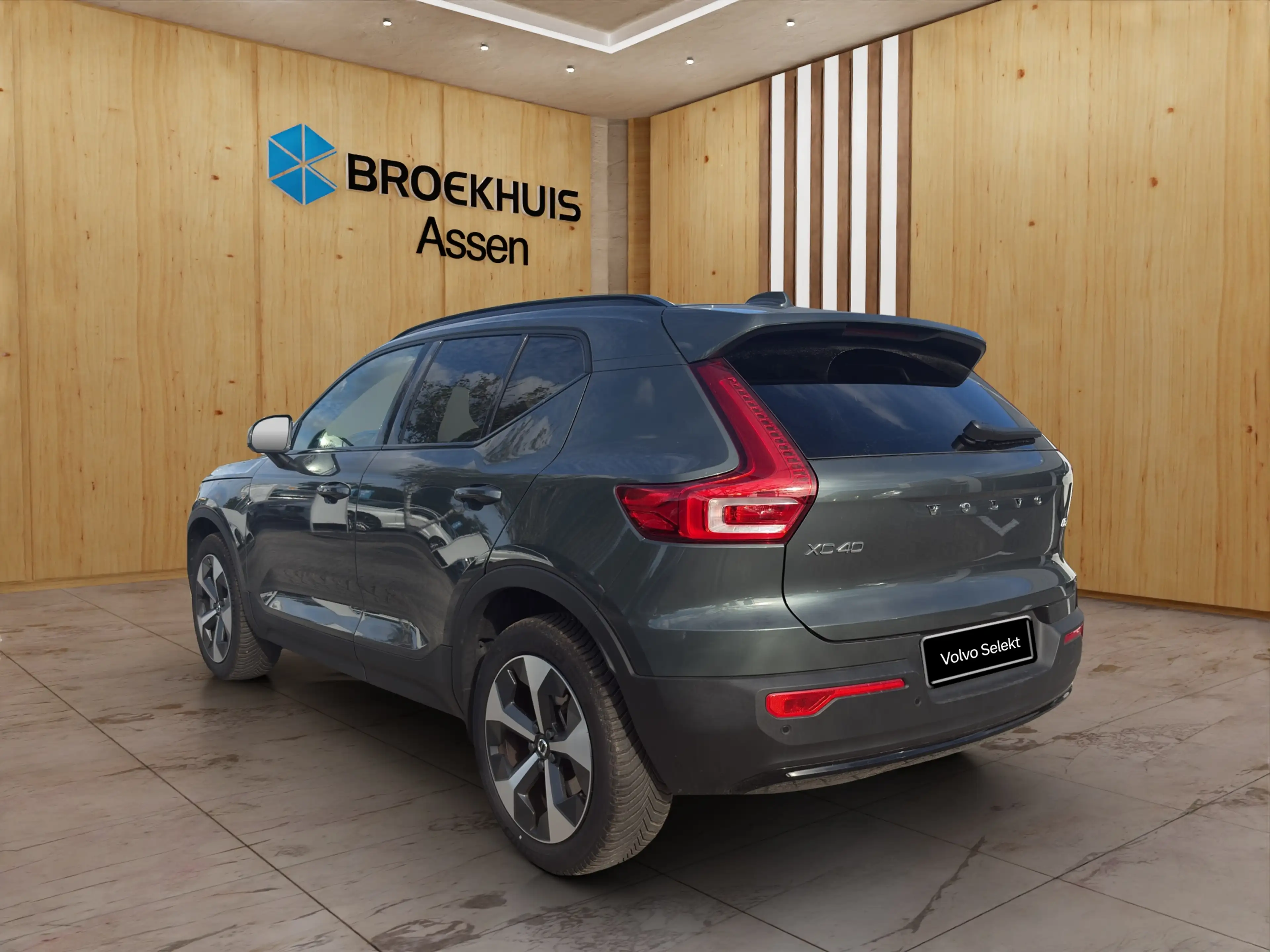 Volvo XC40 2.0 B4 Plus Dark | Harman Kardon | Stoel + Stuur V — photo 3