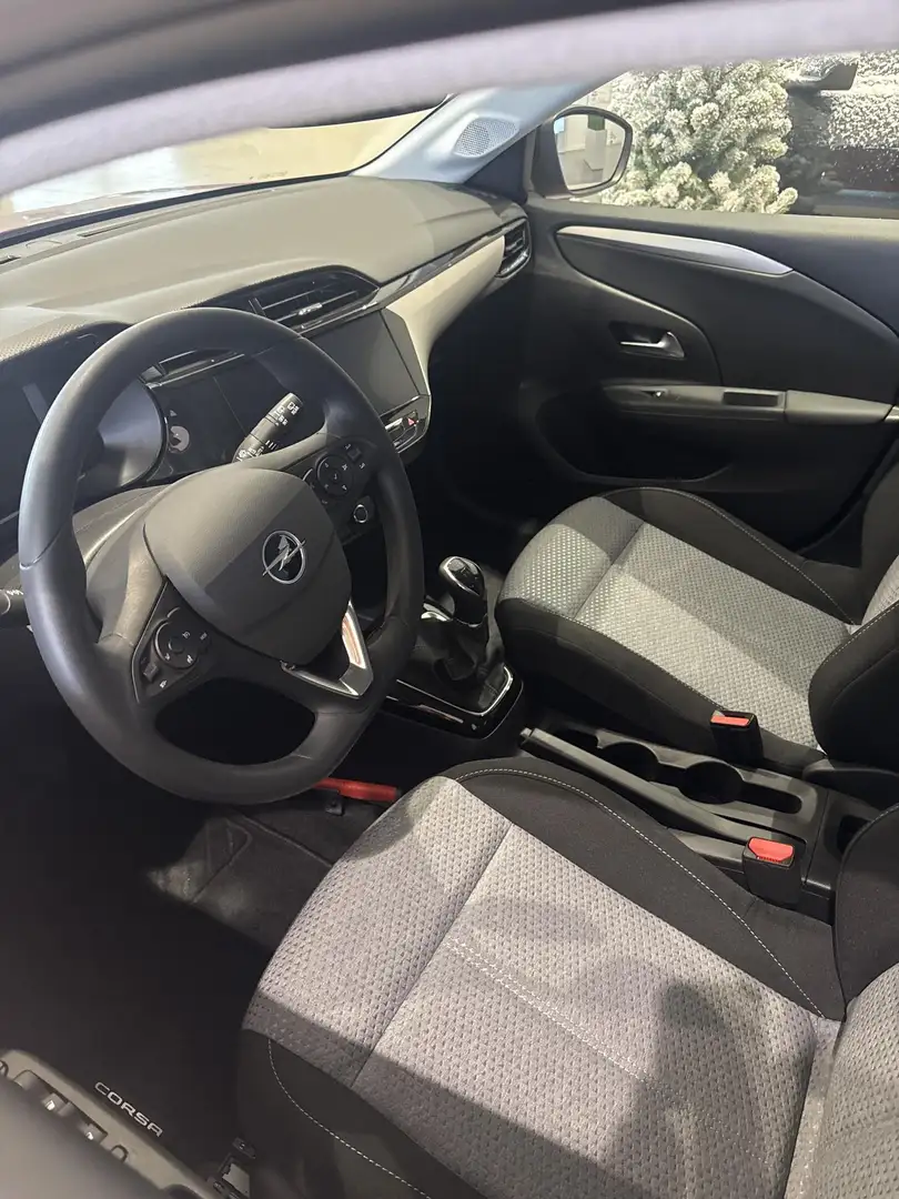 Opel Corsa 1.2 Edition || VAN MOSSEL VOORRAADVOORDEEL || Rot - 2