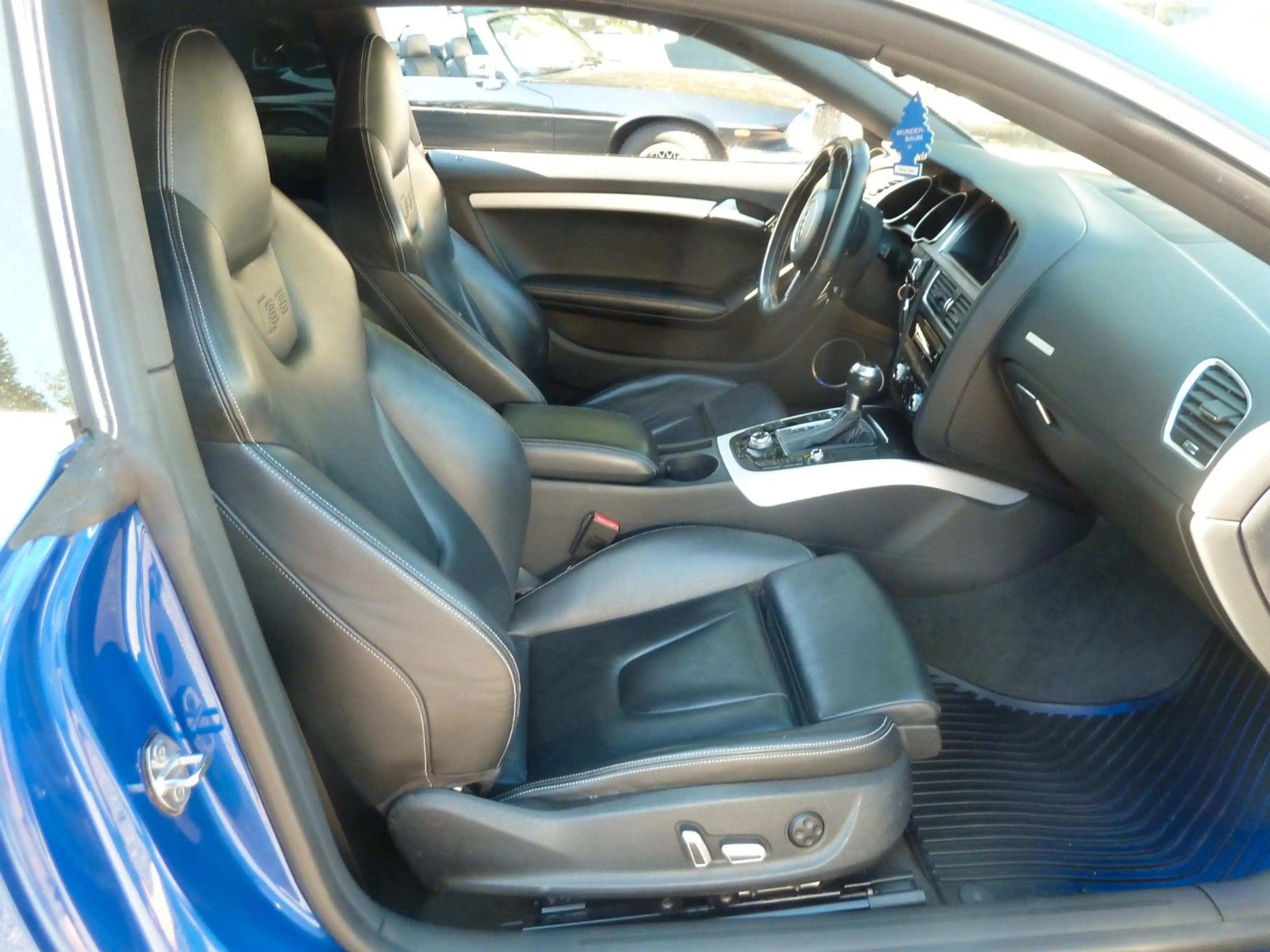 Audi S5 Coupe 3.0 TFSI quattro — photo 9