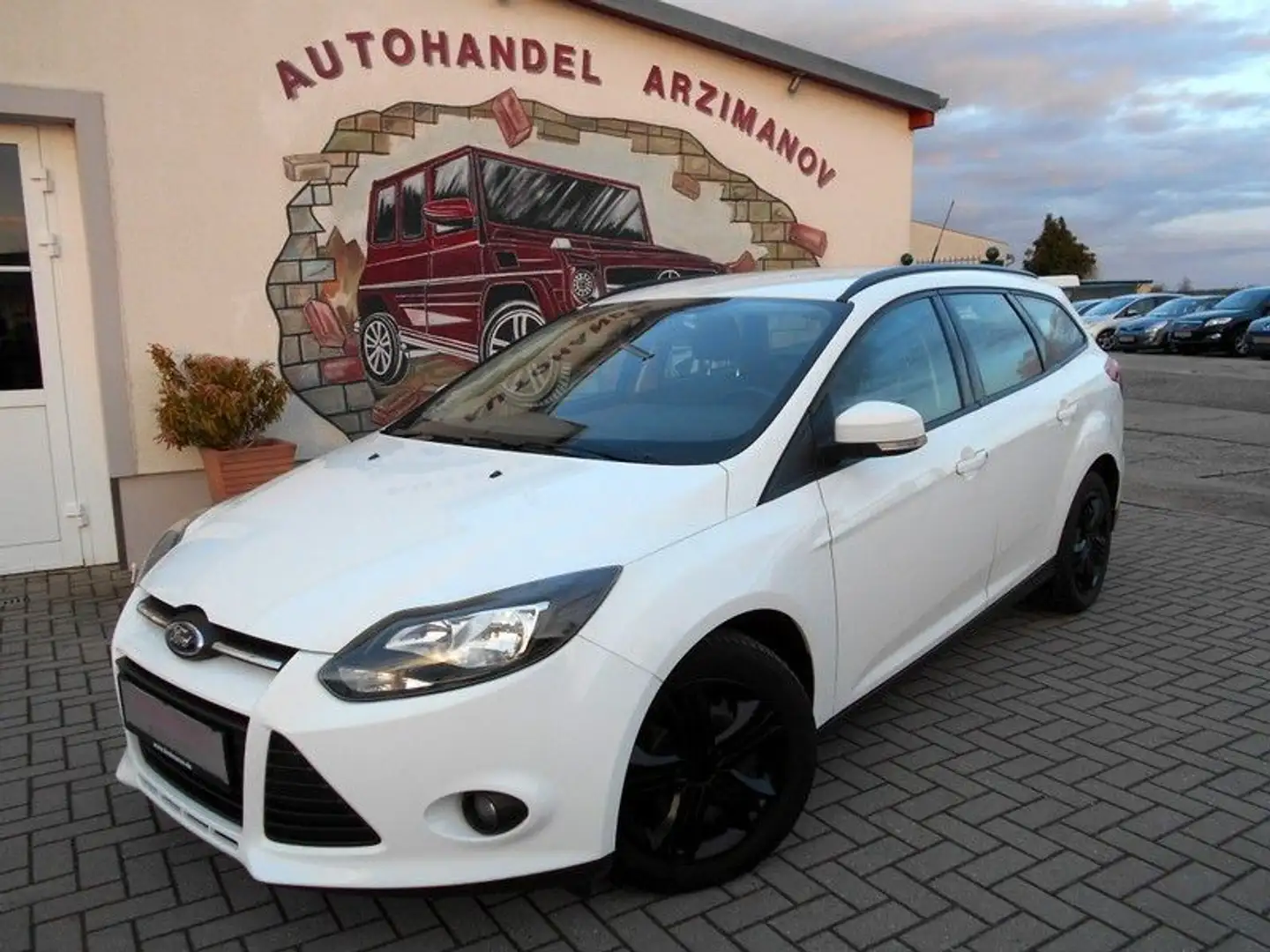 Ford Focus Turnier 1.0 SYNC Edition NAVI/PDC Wit - 1
