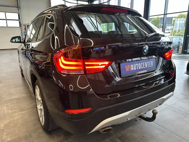 BMW X1 view 5