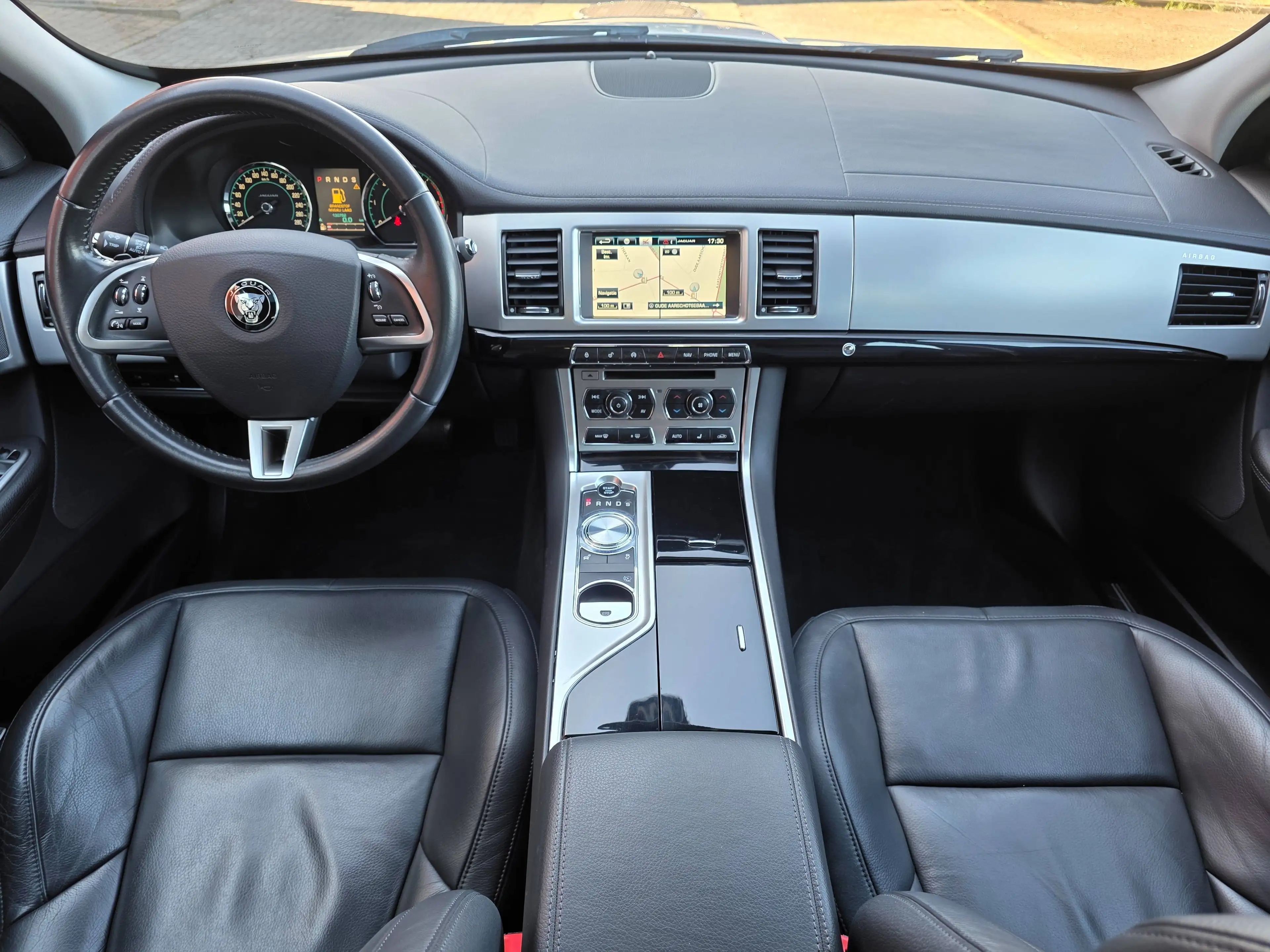 Jaguar XF XF 2.2 D - 163 pk — photo 13