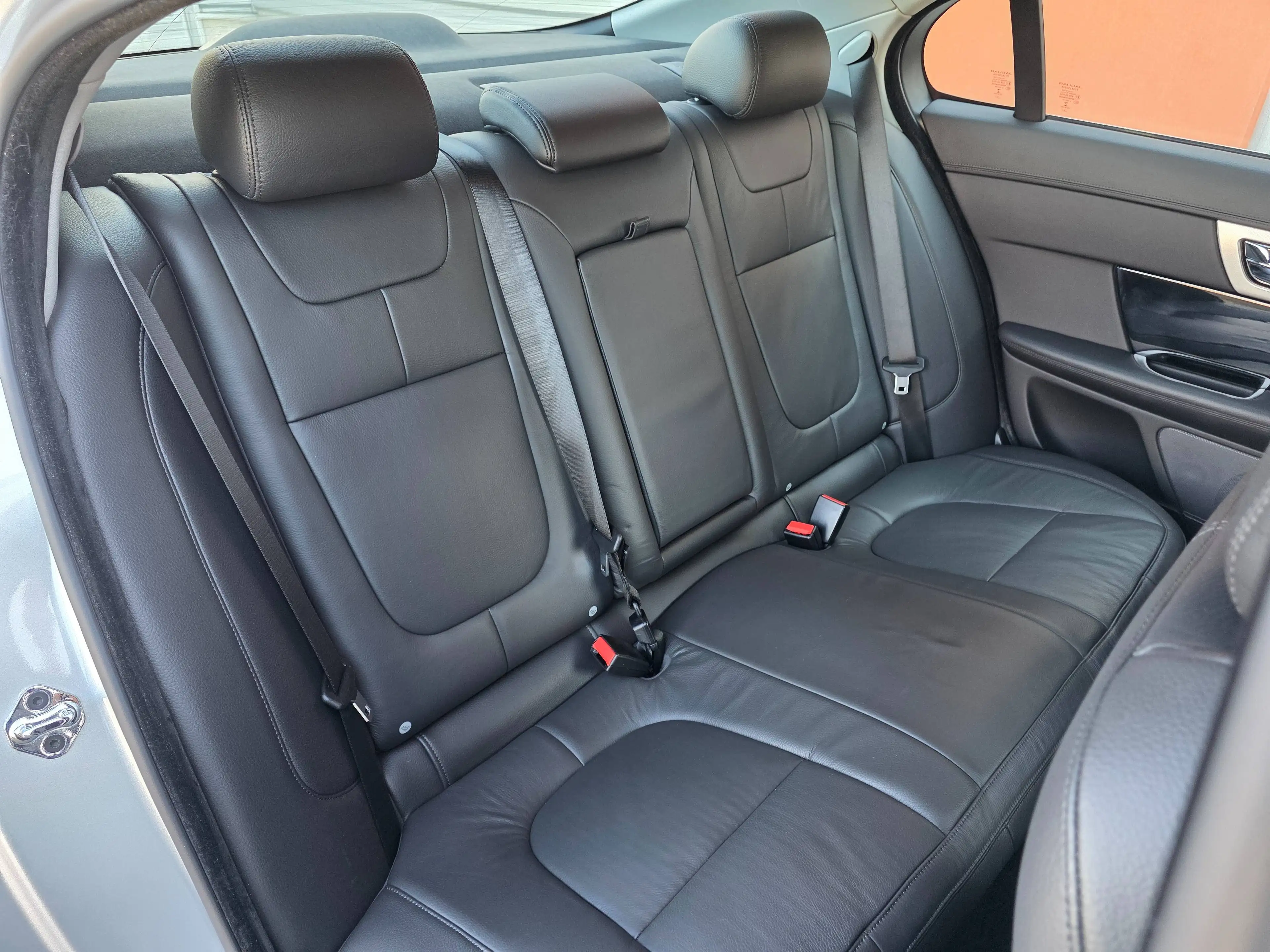 Jaguar XF XF 2.2 D - 163 pk — photo 12