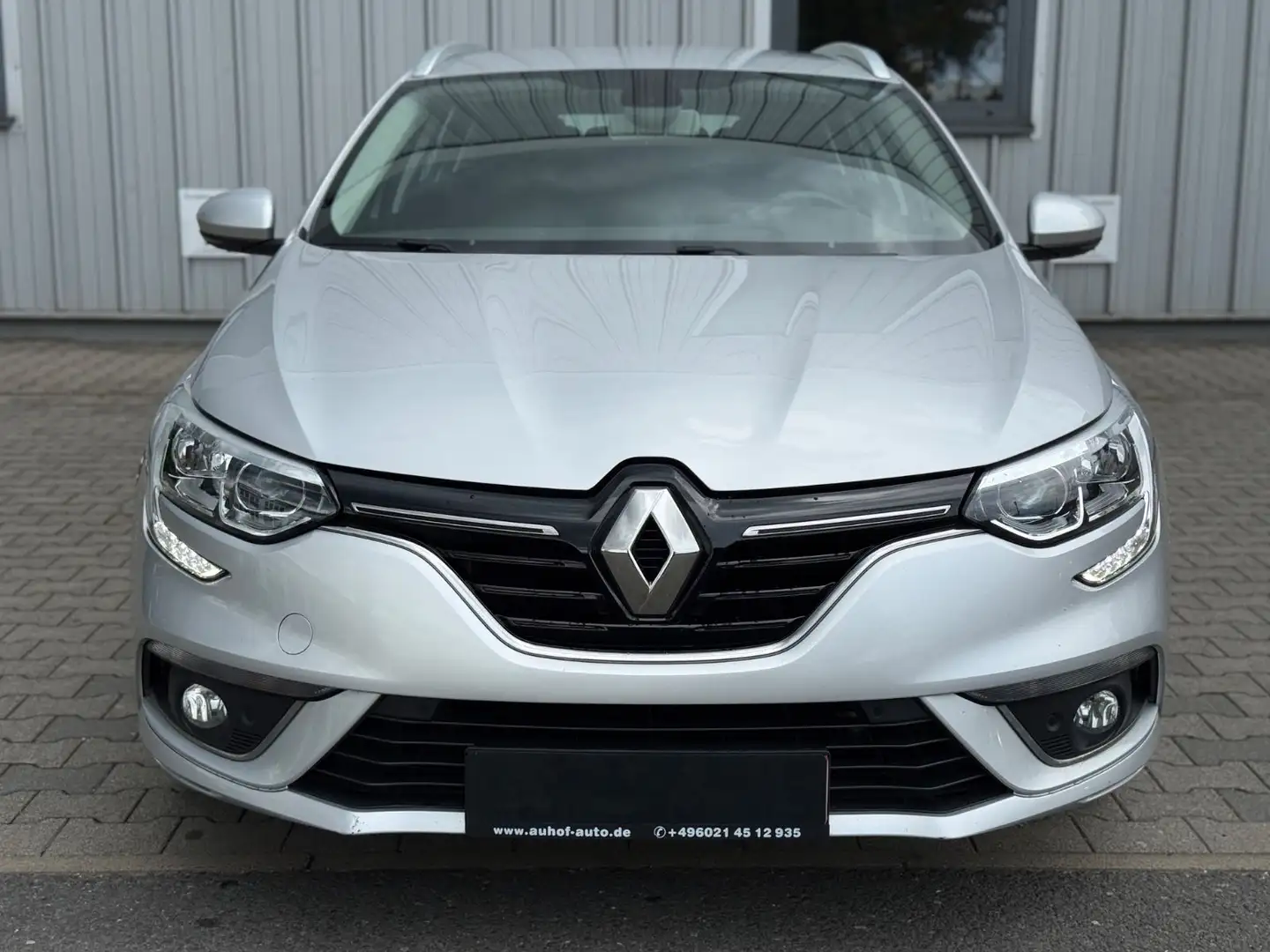 Renault Megane IV Grandtour Business Edition Gris - 2