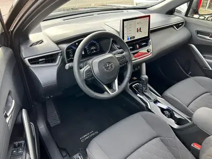 Annonce voiture d'occasion Toyota Corolla Cross - CARADIZE