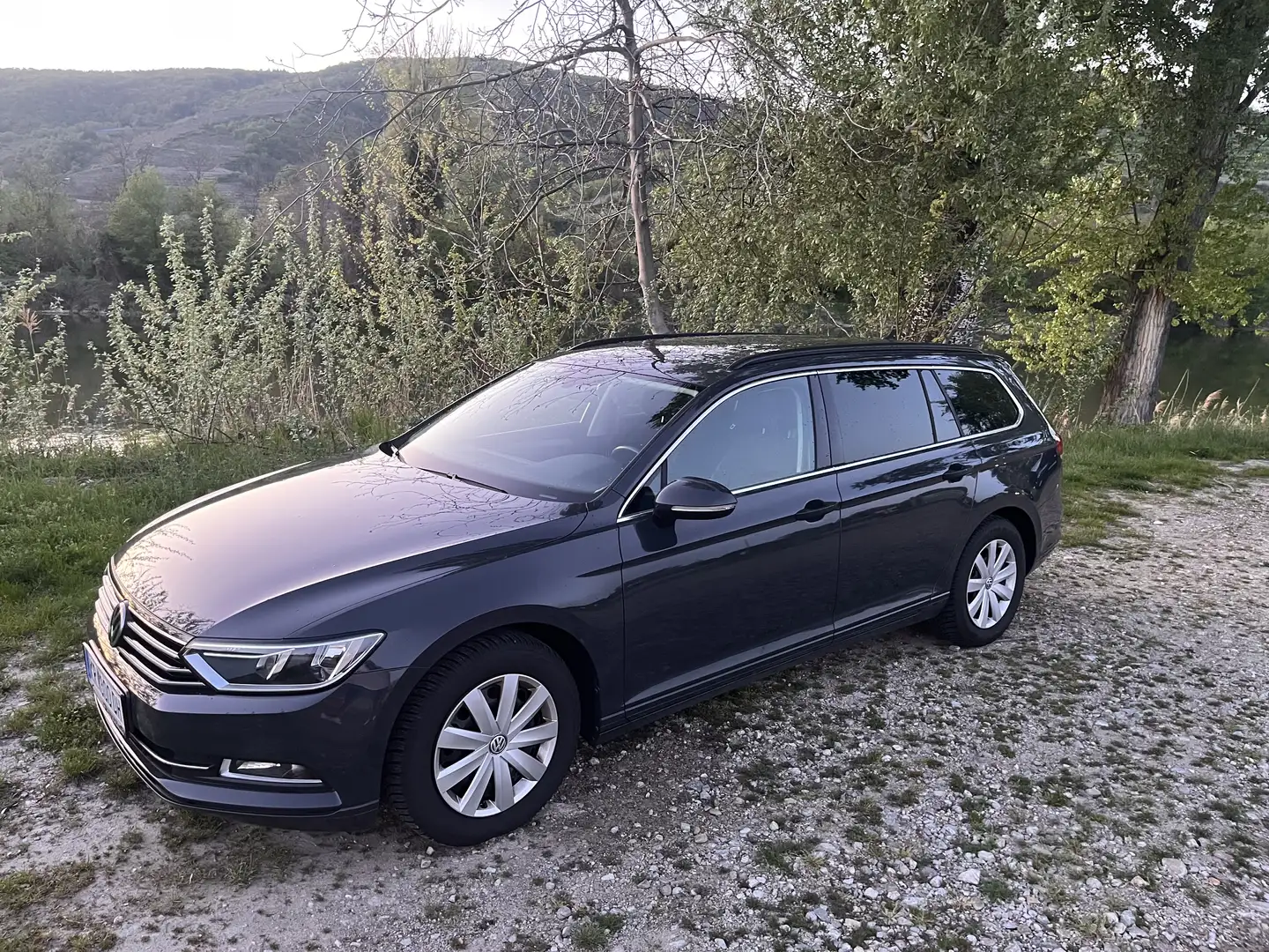 Volkswagen Passat Variant Comfortline 1,6 SCR TDI DSG - 2