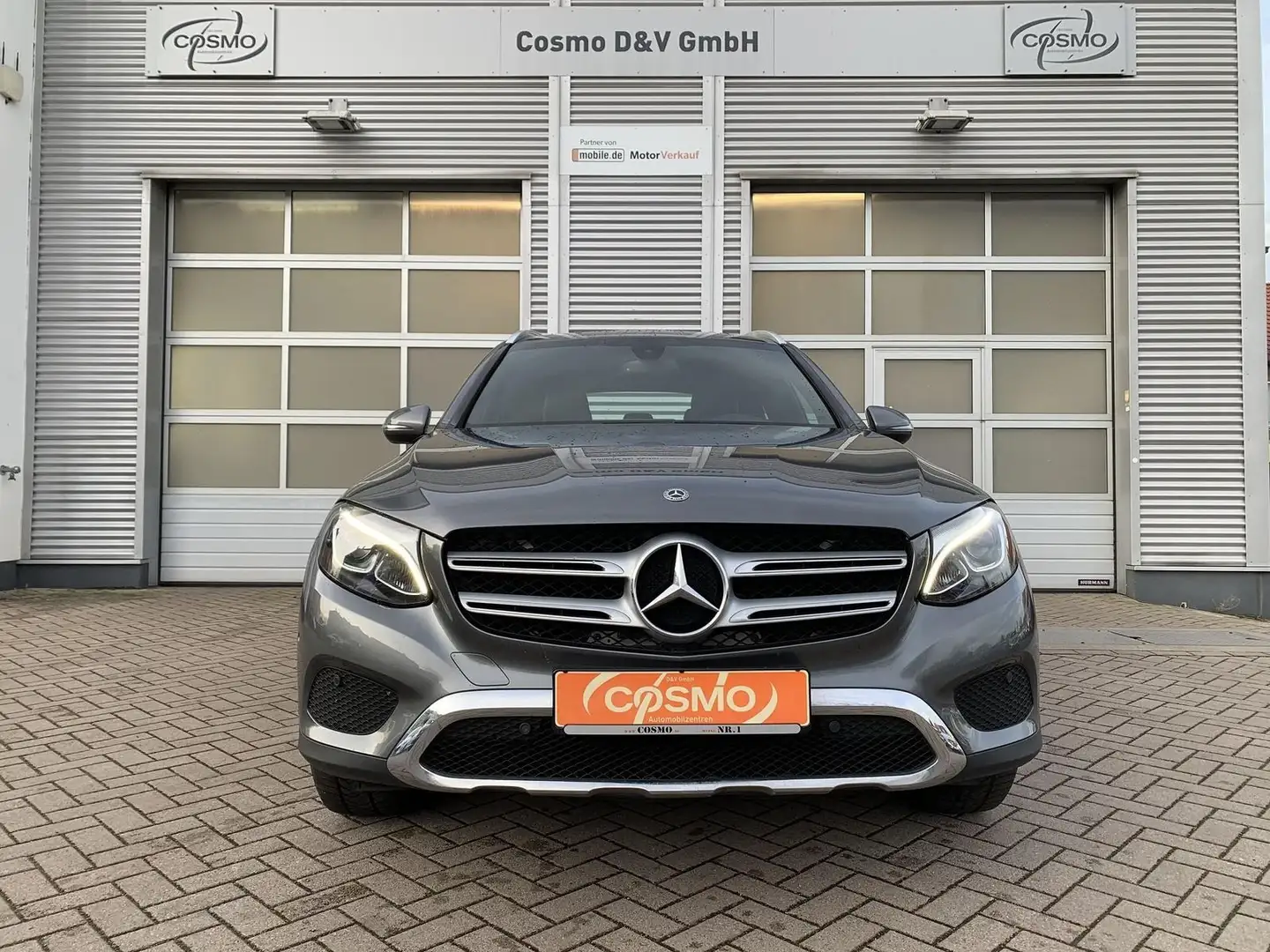 Mercedes-Benz GLC 220 d 4Matic AMG-Line AHK+LED+Kamera+elKlappe Gri - 2