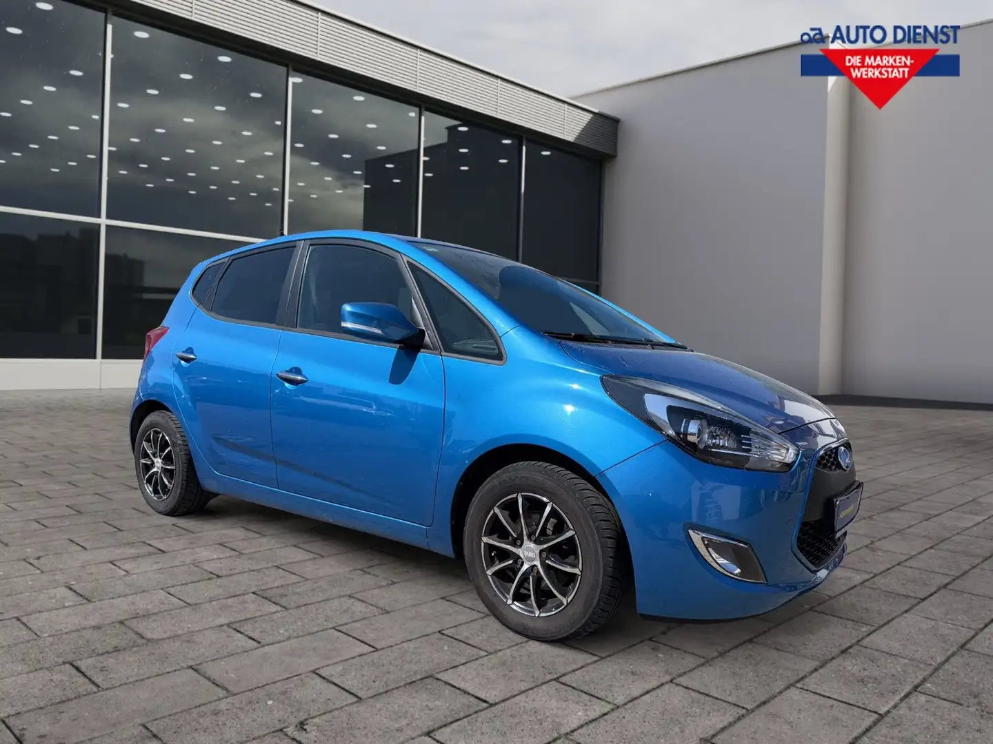 Hyundai iX20 1.6 CRDi Style blue Bleu - 2