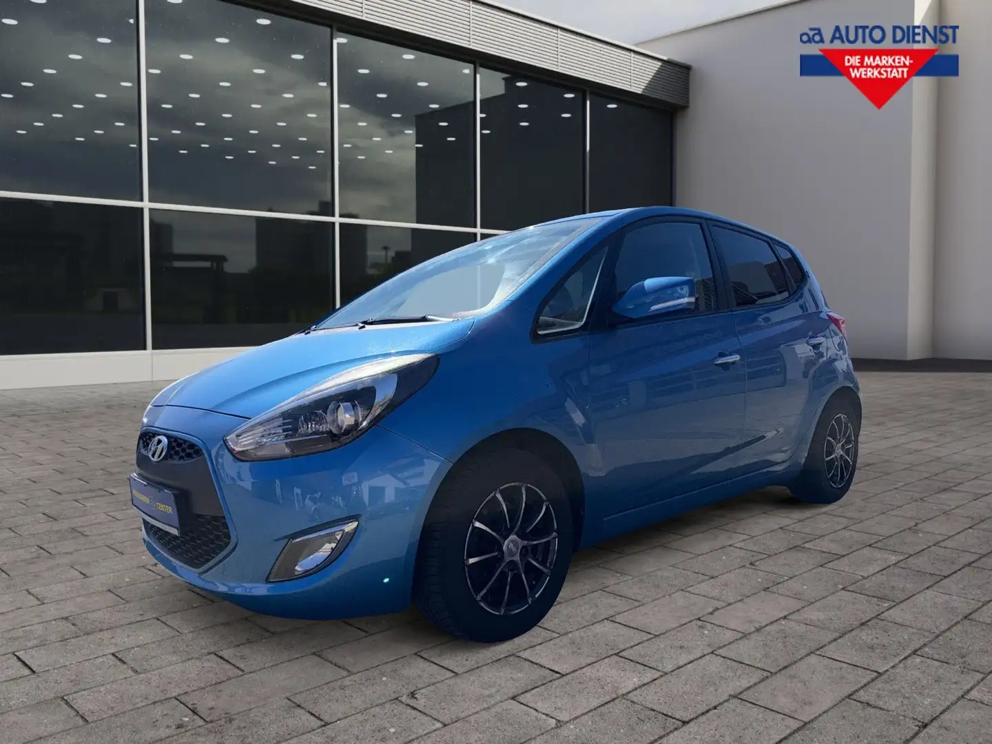 Hyundai iX20 1.6 CRDi Style blue Bleu - 1