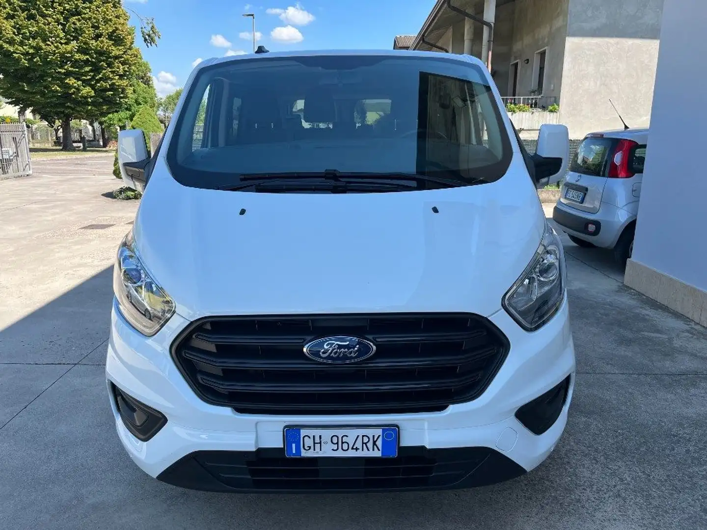 Ford Transit Custom 320 2.0 EcoBlue 130 PL HYBRID 9 POSTI SENSORI PARK Bianco - 2
