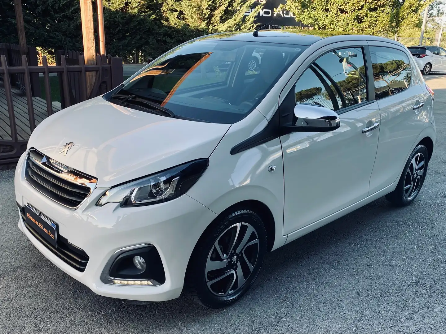 Peugeot 108 Allure **POSS.PACK MEDIA** VED.NOTE Bianco - 1