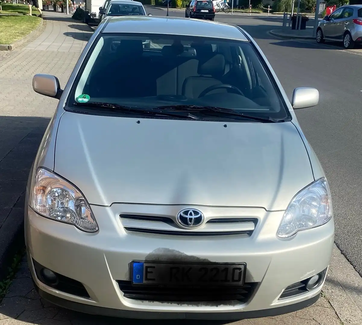 Toyota Corolla Corolla 1.4 VVT-iSol Silber - 1