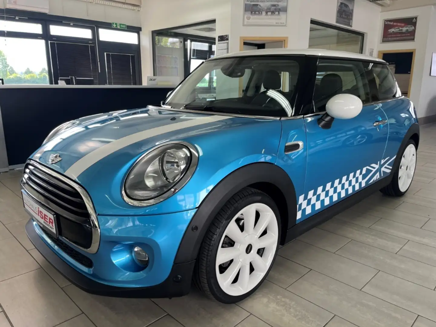 MINI Cooper MINI 1.5 PDCv+h Klimaautom BT Ambientebeleuchtung Bleu - 2