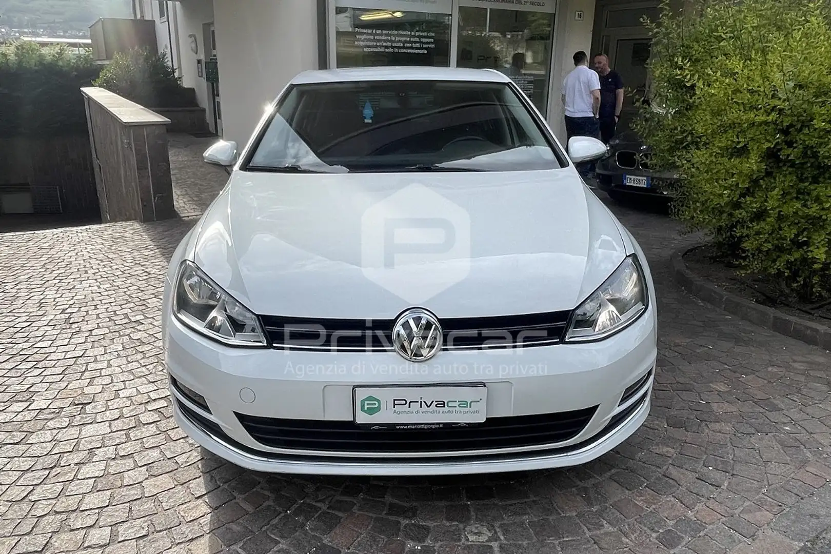 Volkswagen Golf Golf Business 1.4 TSI 5p. Highline BlueMotion Tech Bianco - 2