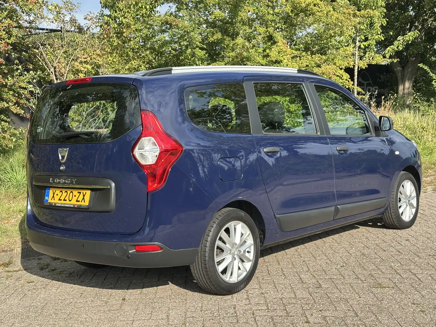Dacia Lodgy 1.6 SCe 5p. Blauw - 2