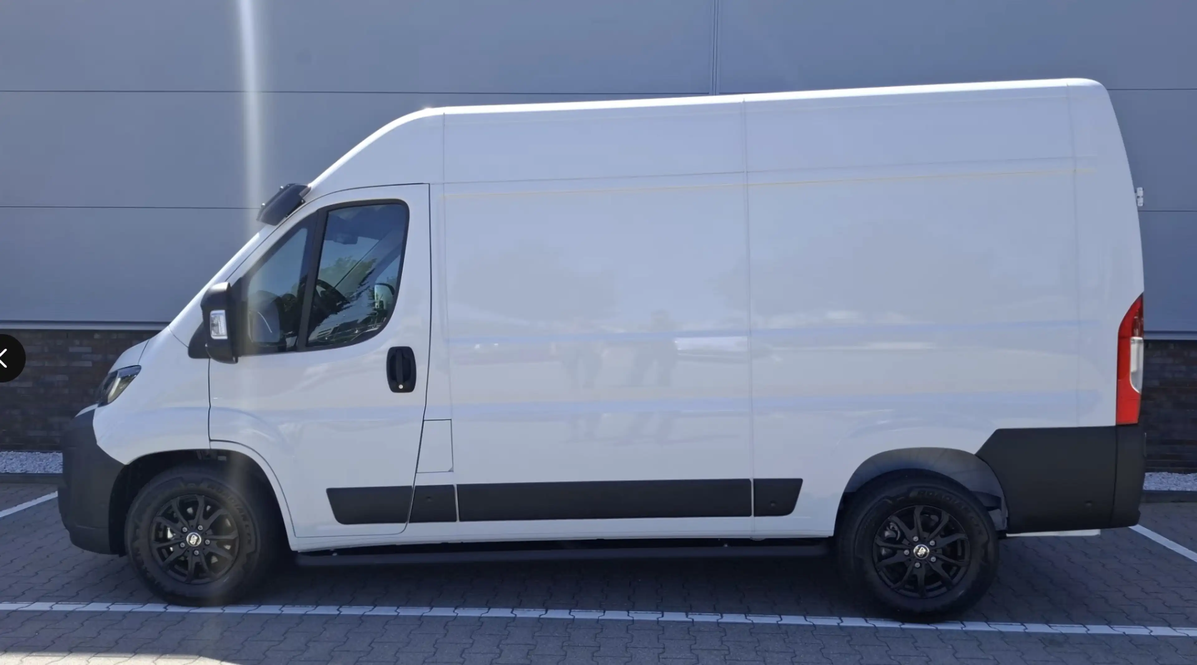 Citroen Jumper 2.2 BlueHDi 140 S&S L2H2 3.5t BLACK EDITION | Velg — photo 6