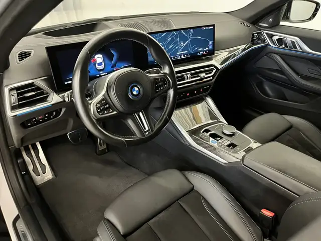 BMW I4 view 9